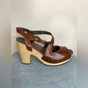 Ugg Peep Toe Heels 8